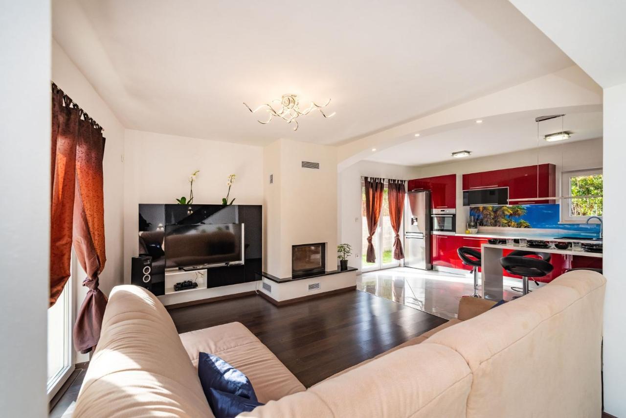 Holiday House With A Parking Space Nin, Zadar - 18143 Exterior foto